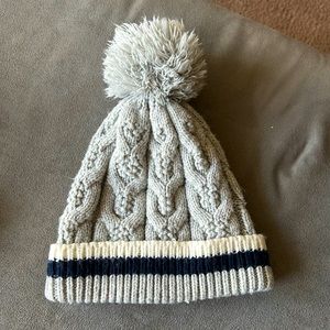 Grey beanie